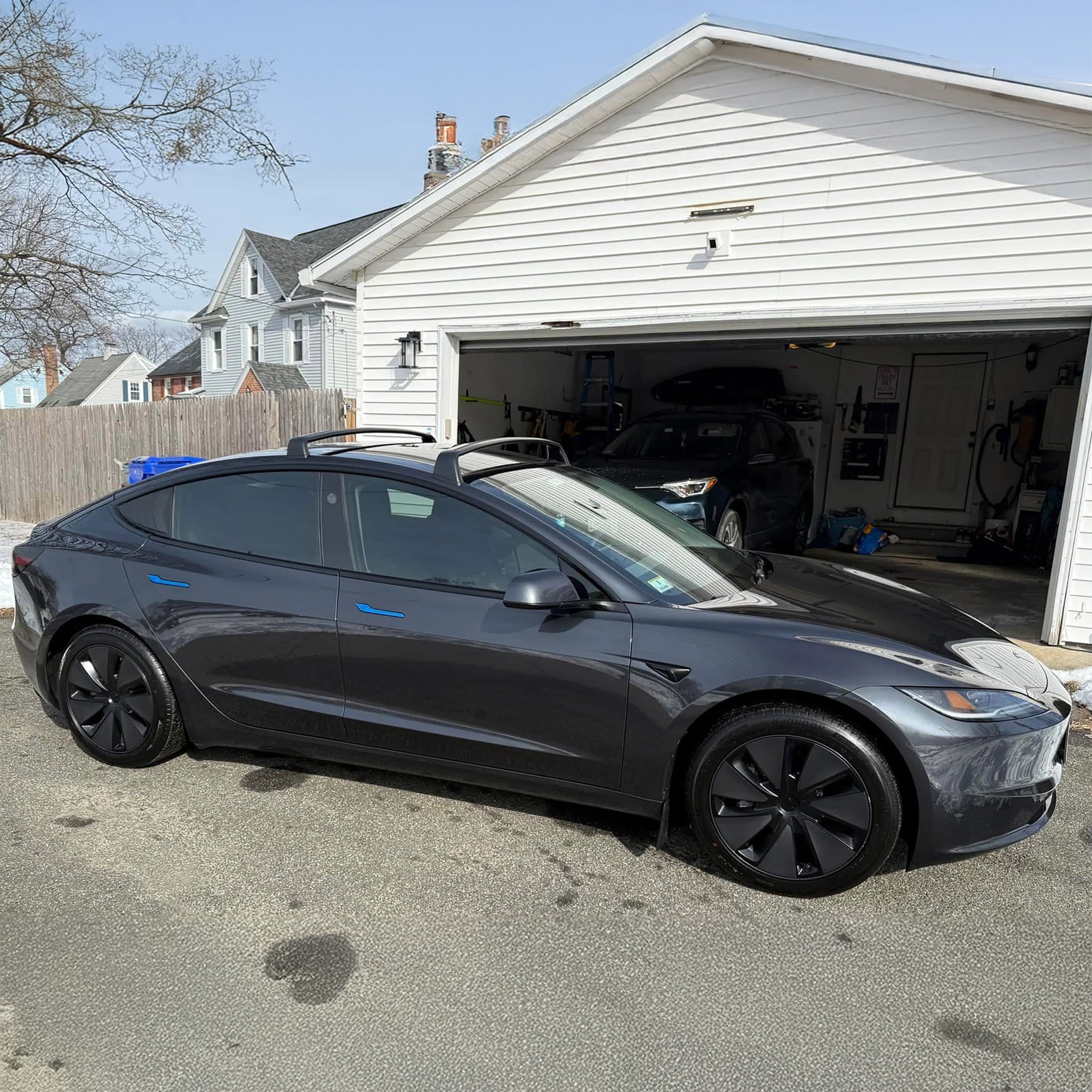 Roof rack for Tesla Model 3 and Model Y 2017-2025+