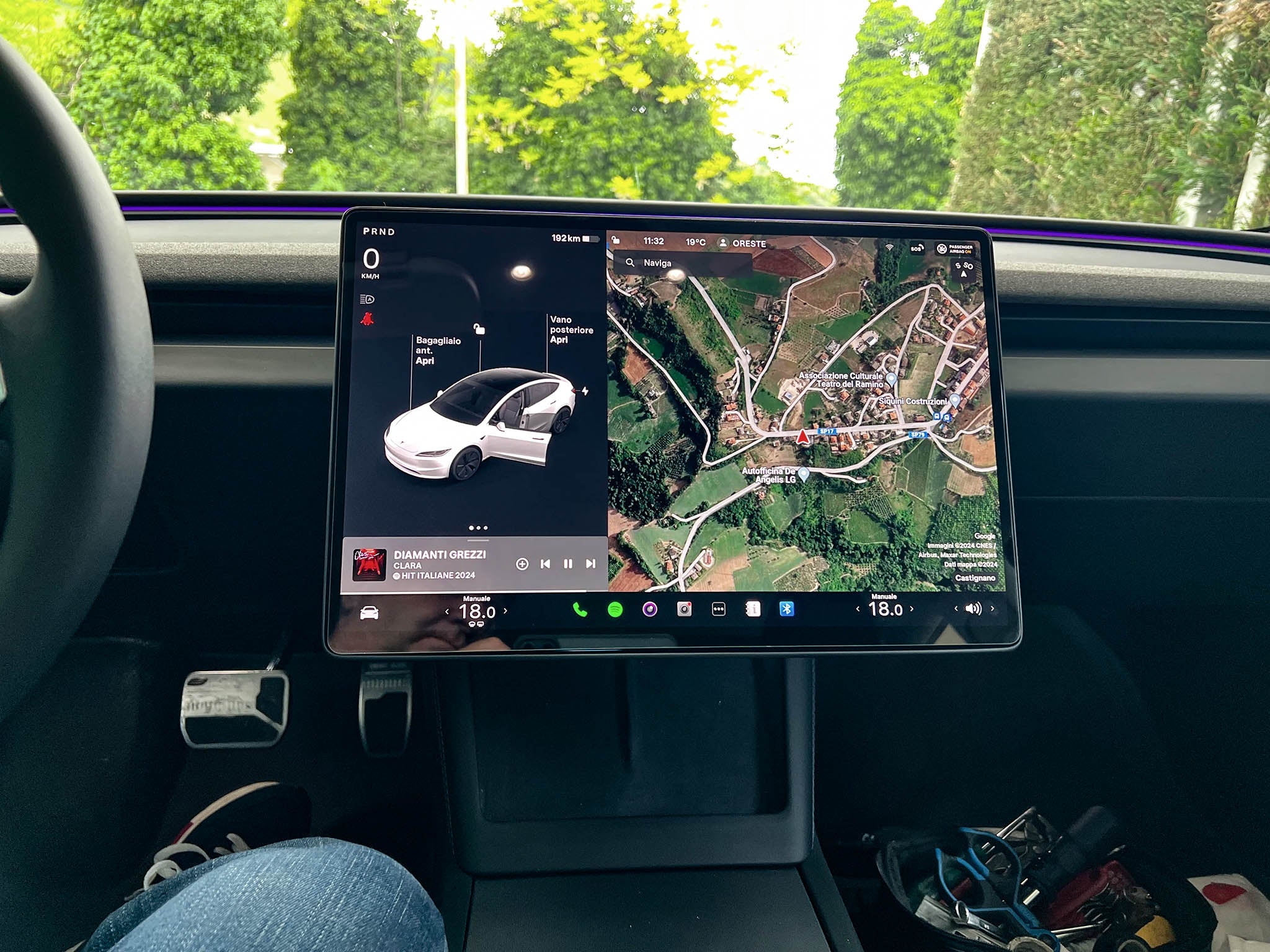 Screen Swivel Bracket for Tesla Model 3 & Y (2017-2025+)