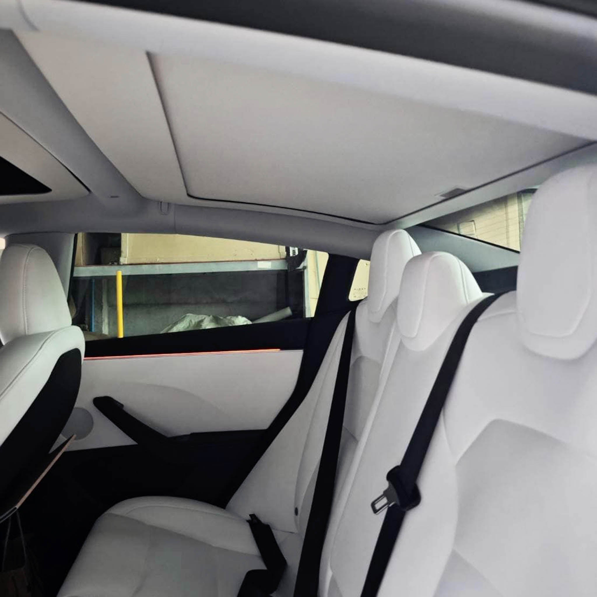 Retractable Sunshade | Tesla Model 3 & Y (All Years)